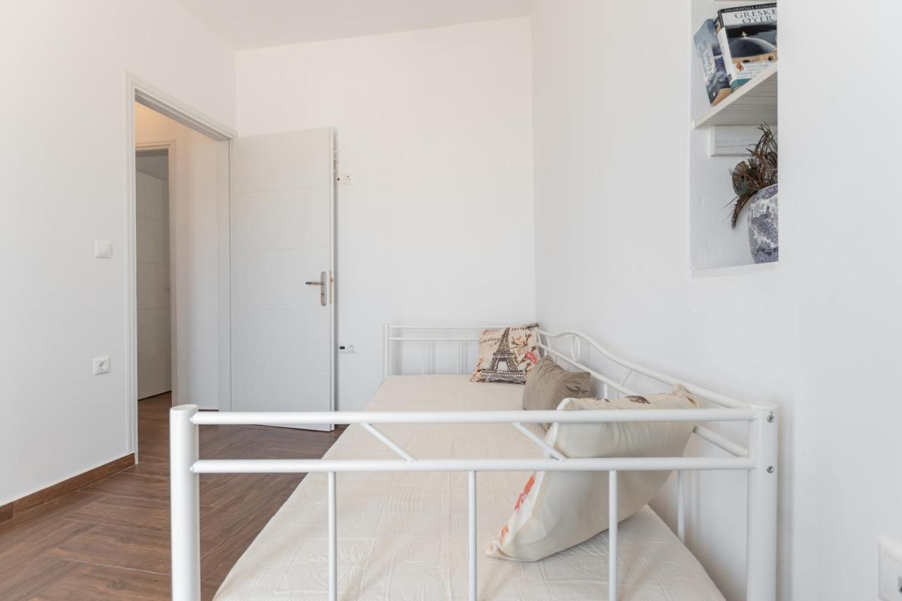 Naxian White House In Glinado Apartman Glinádo Náxu Kültér fotó