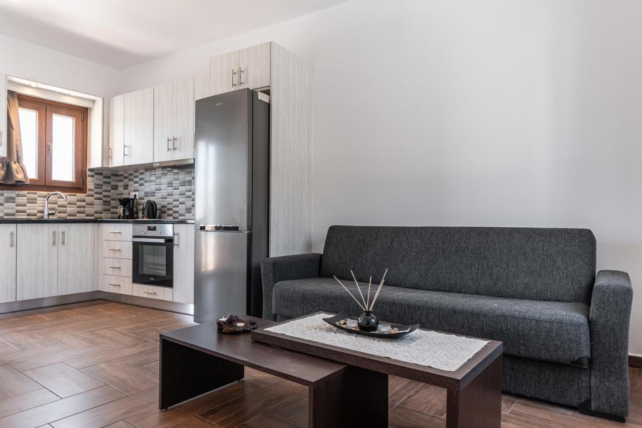 Naxian White House In Glinado Apartman Glinádo Náxu Kültér fotó